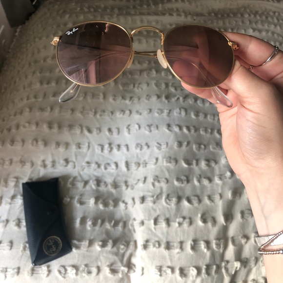 Rose Gold Round Ray Ban Sunglasses